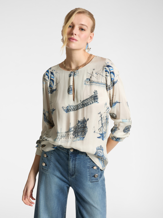 Blouse à l’imprimé bateaux