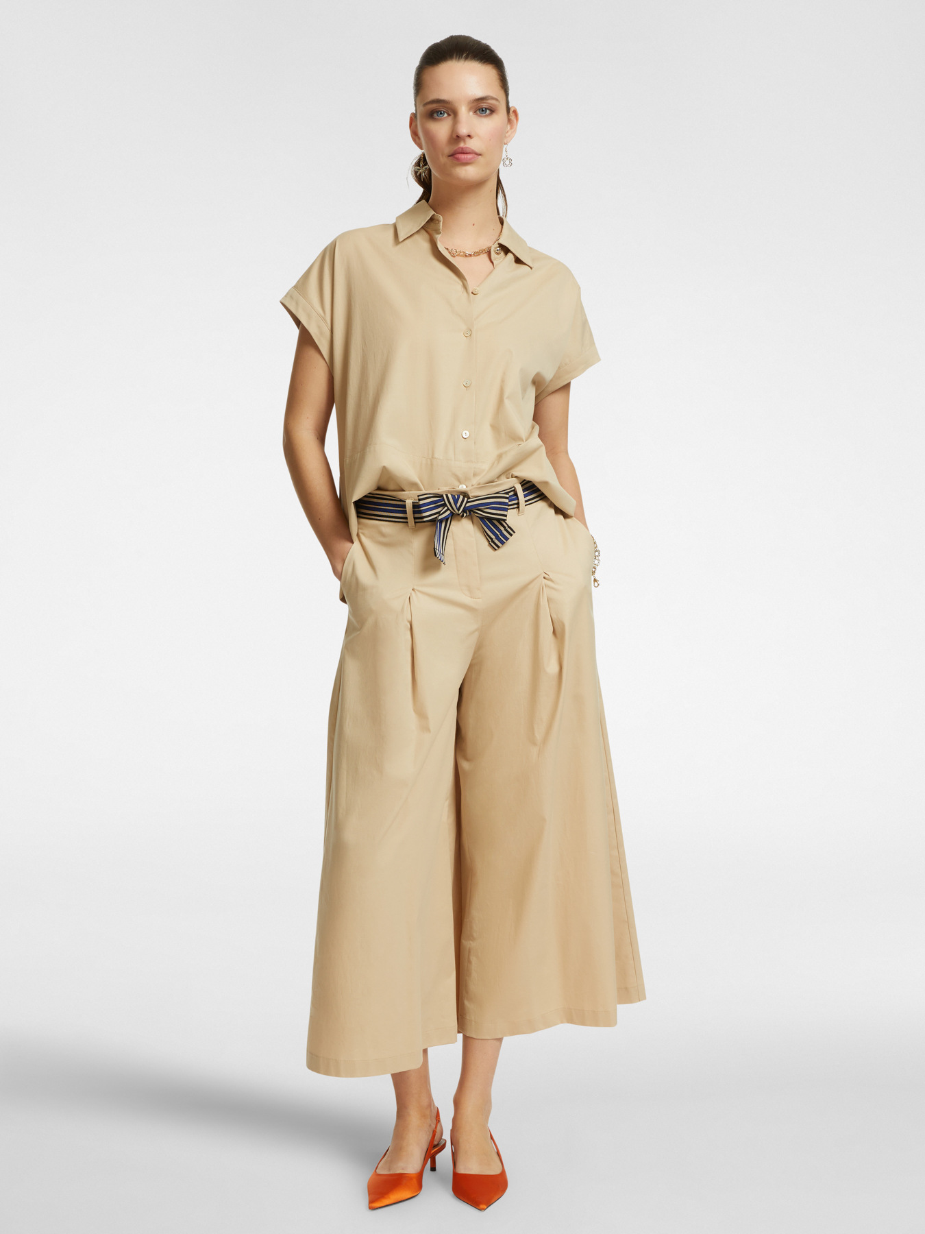 Loose trousers with striped belt image number 0