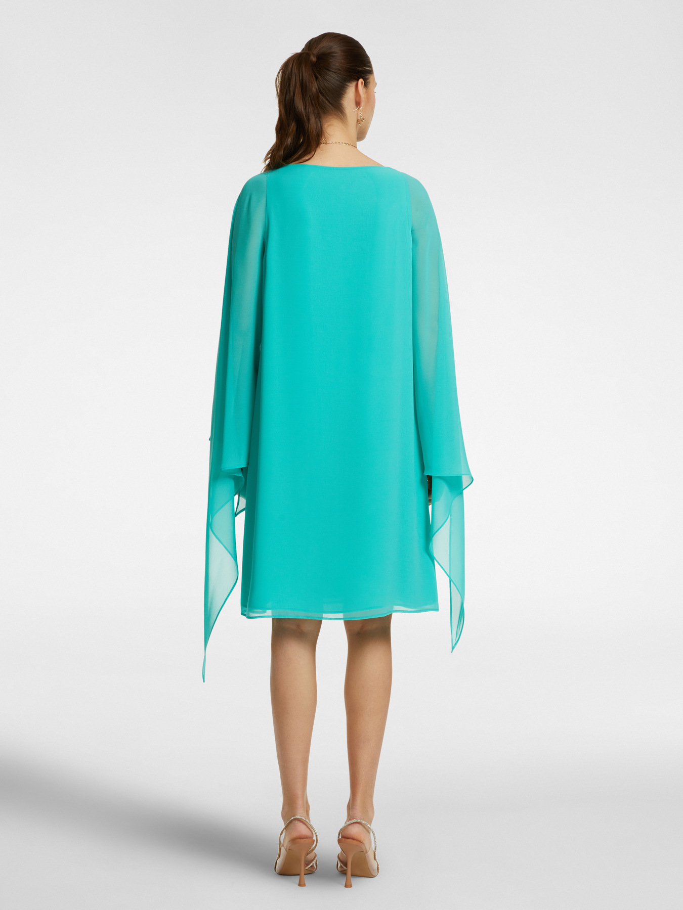 Elegant dress with cape image number 1