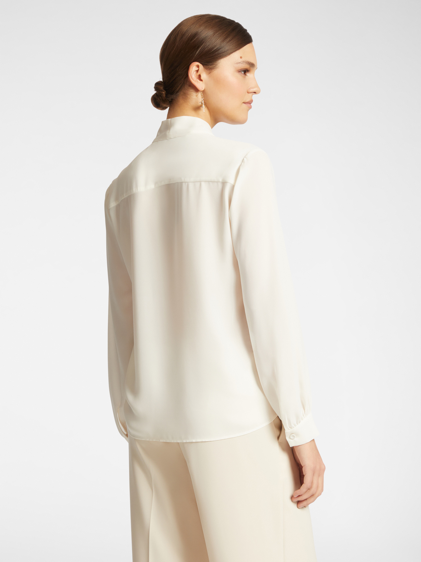 Blouse avec ceinture sur le devant image number 1