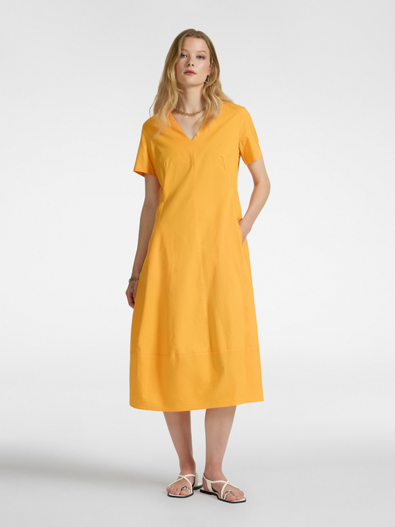 Ausgestelltes Baumwollkleid